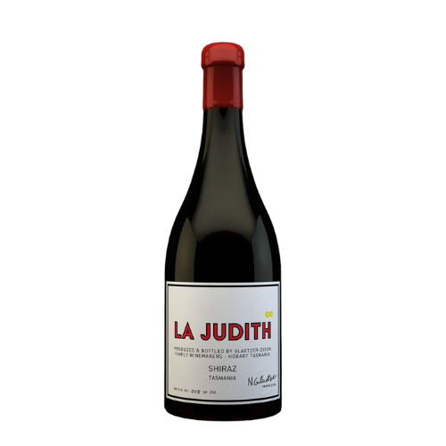 2017/2018 Glaetzer-Dixon La Judith Shiraz in a white background