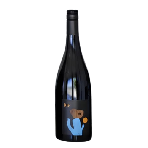 2018 Syrahmi La La Shiraz in white background