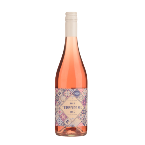 2025 Terra do Rio Rosé in white background