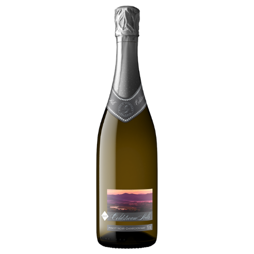 2017 Coldstream Hills Sparkling Pinot Noir/Chardonnay in white background