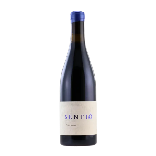 2025 Sentio Beechworth Shiraz in a white background
